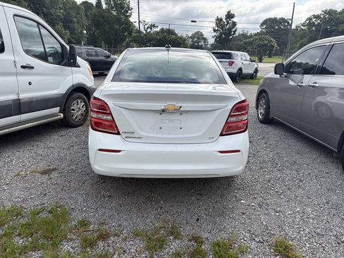 Used 2019 Chevrolet Sonic LT FWD image 6