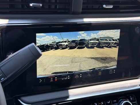 New 2026 GMC Sierra 2500 AT4 w/ AT4 Premium Plus Package AWD/4WD image 27