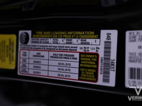 Used 2023 Toyota Tundra 1794 Edition image 40