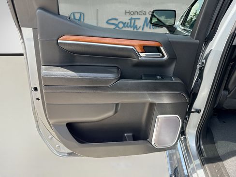 Used 2023 GMC Sierra 1500 Denali AWD/4WD image 26