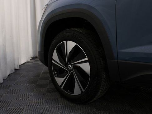 New 2026 Volkswagen Taos SE AWD/4WD image 27