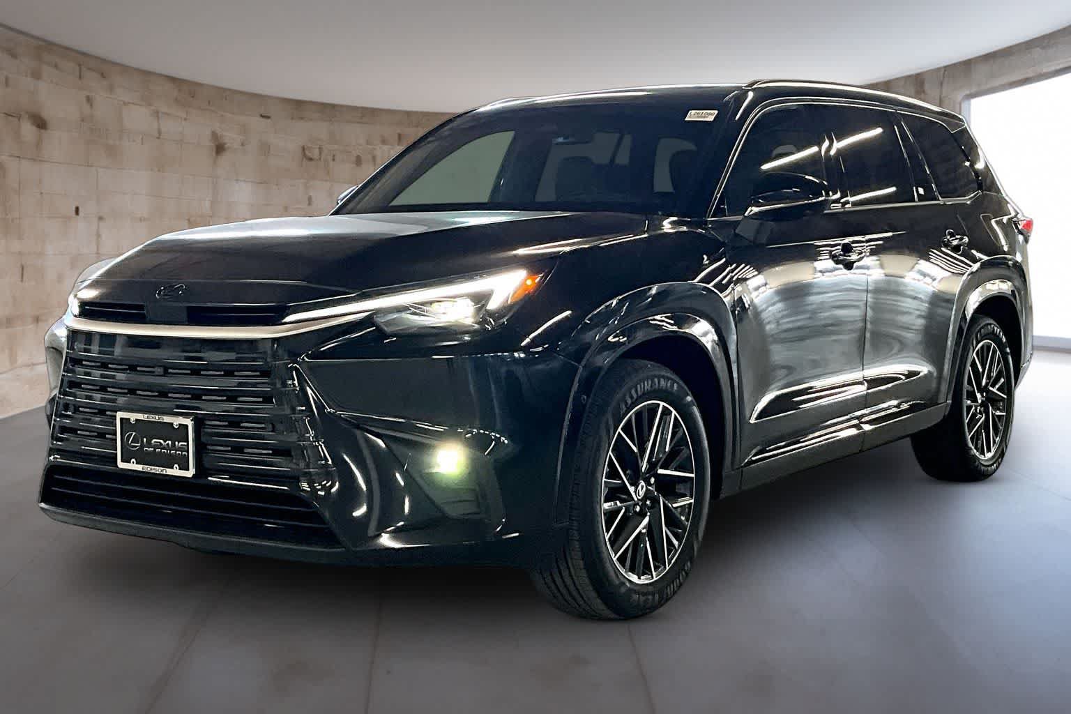 New 2026 Lexus TX 350 AWD image 2