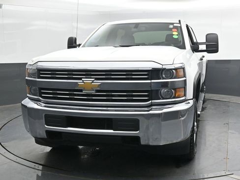 Used 2015 Chevrolet Silverado 2500 W/T AWD/4WD image 5