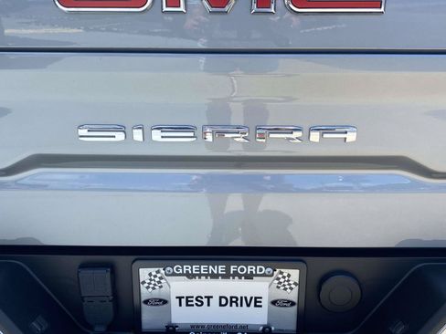 Used 2024 GMC Sierra 1500 SLT w/ SLT Premium Plus Package AWD/4WD image 6