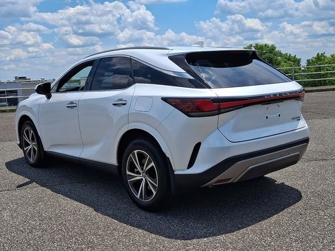 Used 2023 Lexus RX 350 Premium w/ Accessory Package AWD/4WD image 4