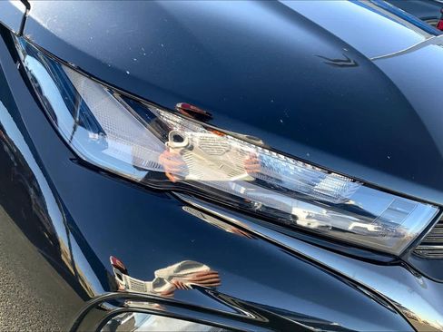 Used 2023 Chevrolet TrailBlazer RS image 28