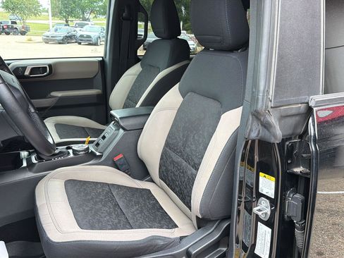 Used 2022 Ford Bronco Wildtrak AWD/4WD image 12