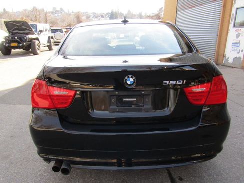 Used 2011 BMW 328i xDrive Sedan image 11