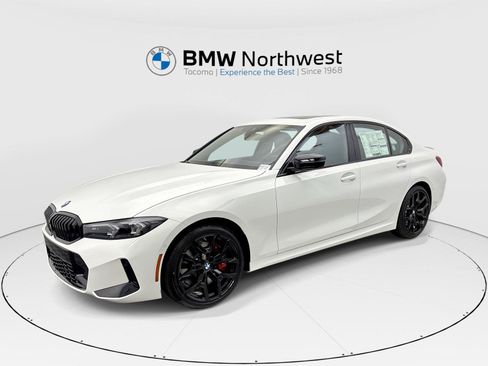 Used 2026 BMW 330i xDrive Sedan w/ M Sport Package AWD/4WD image 1