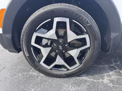 Used 2022 Hyundai Santa Cruz Limited AWD/4WD image 12