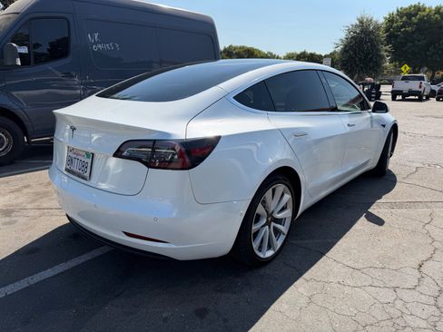 Used 2020 Tesla Model 3 RWD image 4