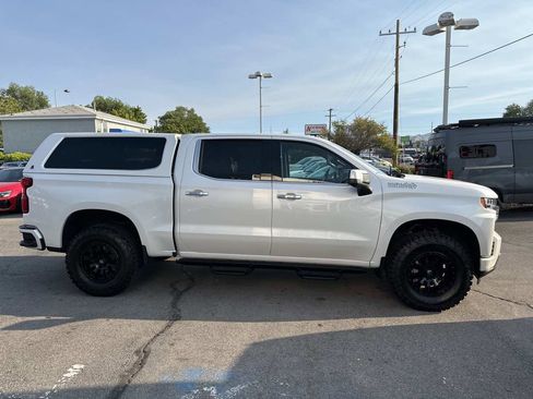 Used 2021 Chevrolet Silverado 1500 High Country image 5