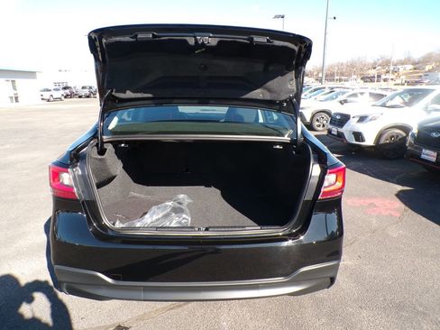 Used 2025 Subaru Legacy Premium AWD/4WD image 8