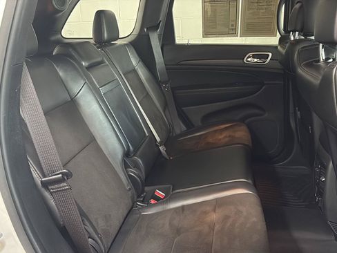 Used 2020 Jeep Grand Cherokee Altitude AWD/4WD image 26