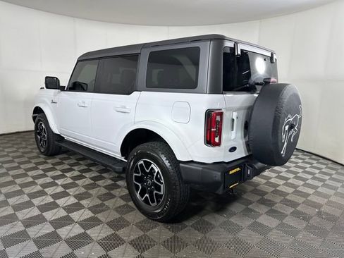 Used 2023 Ford Bronco Outer Banks image 5