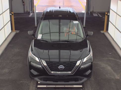 Used 2023 Nissan Rogue S FWD image 2