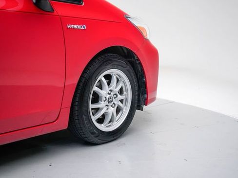 Used 2016 Toyota Prius V Two FWD image 15