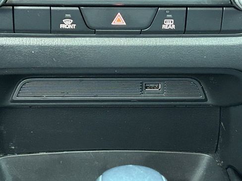 Used 2021 MAZDA CX-30 FWD 2.5 S w/ Select Package image 16