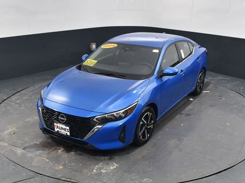 Used 2024 Nissan Sentra SV image 39