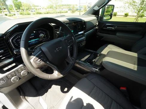 Used 2026 Chevrolet Silverado 2500 ZR2 AWD/4WD image 26
