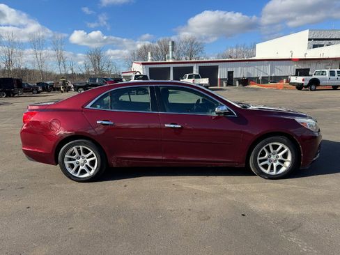 Used 2015 Chevrolet Malibu LT w/ Power Convenience Package image 6