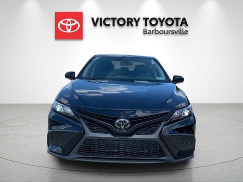 Used 2024 Toyota Camry SE FWD image 8