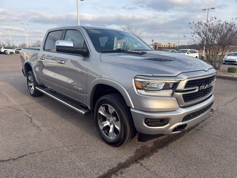 Used 2019 RAM 1500 Laramie w/ Sport Appearance Package image 8