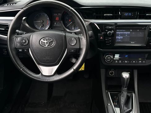 Used 2015 Toyota Corolla S FWD image 16