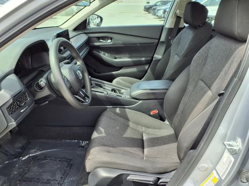 Used 2023 Honda Accord LX image 13