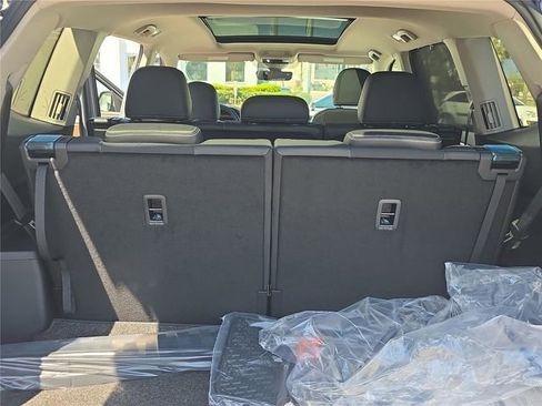 New 2026 Volkswagen Atlas SE image 30