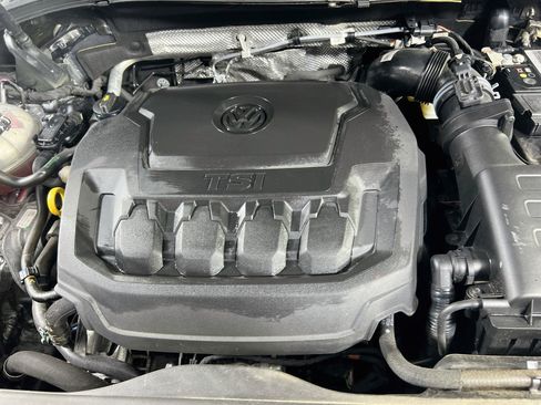 Used 2023 Volkswagen Tiguan SE AWD/4WD image 28