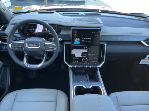 New 2026 GMC Acadia Elevation image 5