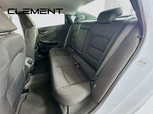 Used 2023 Chevrolet Malibu LT FWD image 31