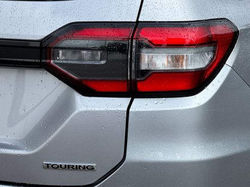 Certified 2025 Honda Pilot Touring image 13