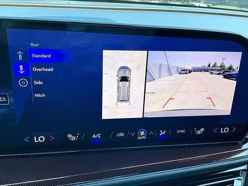Used 2024 Chevrolet Traverse Z71 w/ LPO, Floor Liner Package AWD/4WD image 26