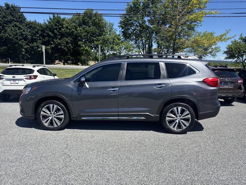 Certified 2022 Subaru Ascent Touring AWD/4WD image 16