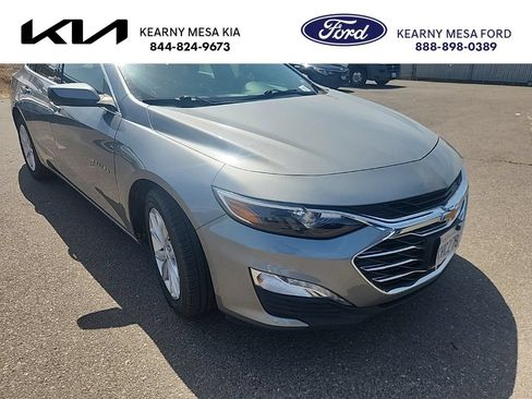 Used 2024 Chevrolet Malibu LT FWD image 1
