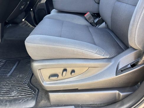 Used 2018 Chevrolet Silverado 1500 LT w/ All Star Edition RWD image 20