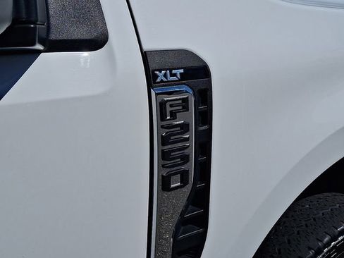 Used 2024 Ford F250 XLT AWD/4WD image 31