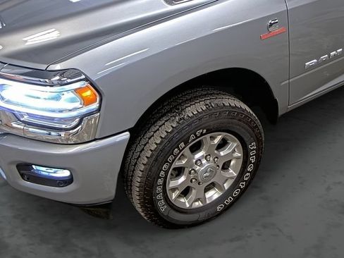 Used 2024 RAM 2500 Laramie w/ Safety Group AWD/4WD image 8