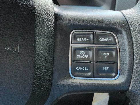 Used 2017 RAM 1500 Express w/ Express Value Package RWD image 31