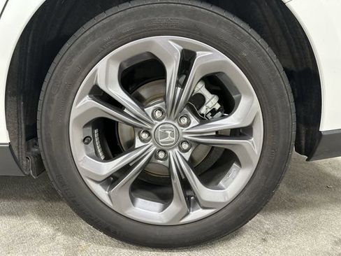 Used 2024 Honda Accord EX image 14