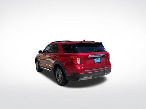 Used 2021 Ford Explorer XLT w/ Equipment Group 202A RWD image 6