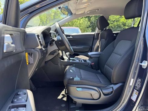 Used 2019 Kia Sportage LX AWD/4WD image 7