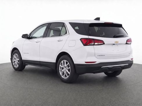 Used 2023 Chevrolet Equinox LT w/ Driver Convenience Package AWD/4WD image 5