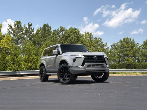 Used 2025 Lexus GX 550 w/ Accessory Package (2T) AWD/4WD image 67