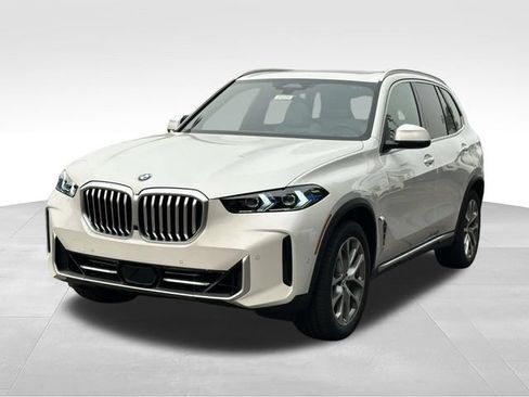 New 2026 BMW X5 xDrive40i w/ Premium Package AWD/4WD image 5