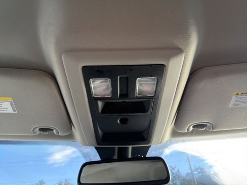 Used 2015 RAM 2500 Tradesman w/ Chrome Appearance Group image 19