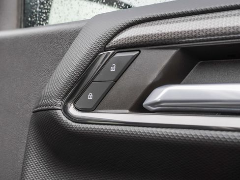 Used 2024 Chevrolet Silverado 1500 ZR2 w/ Technology Package image 29