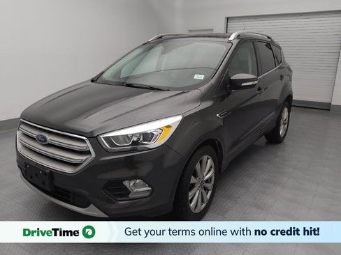 Used 2017 Ford Escape Titanium image 1